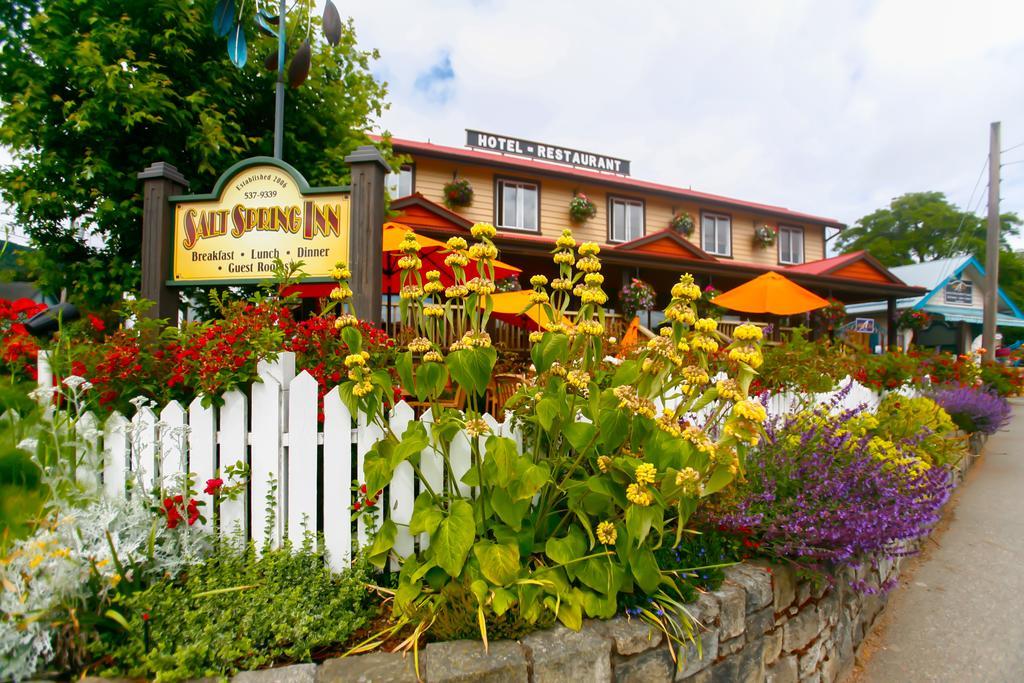 Salt Spring Inn Ganges Eksteriør bilde